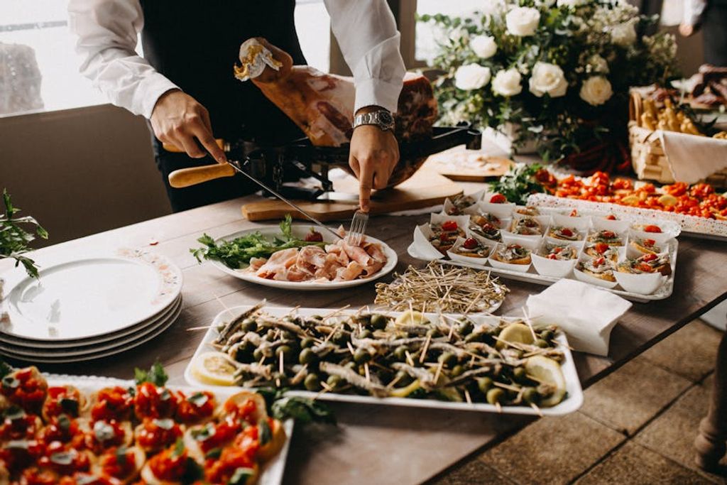 Fidel Hajj באתר PEXELS catering platters
